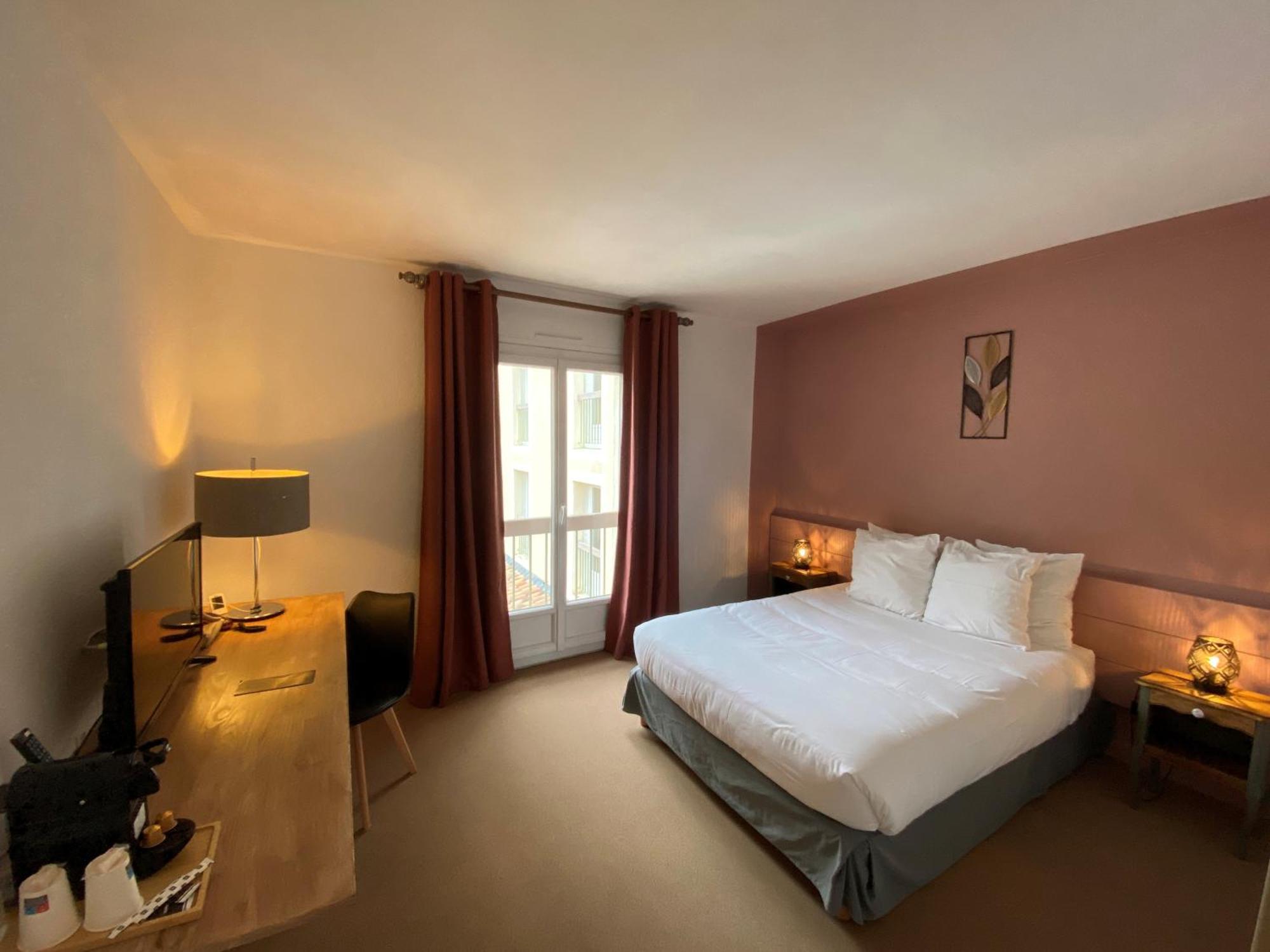 Logis Hôtel Médiéval, Montélimar Nord Rochemaure Esterno foto